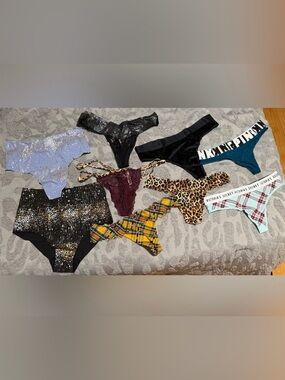Victoria's Secret Lot of 9 Pairs Thongs & Pantys Size Large